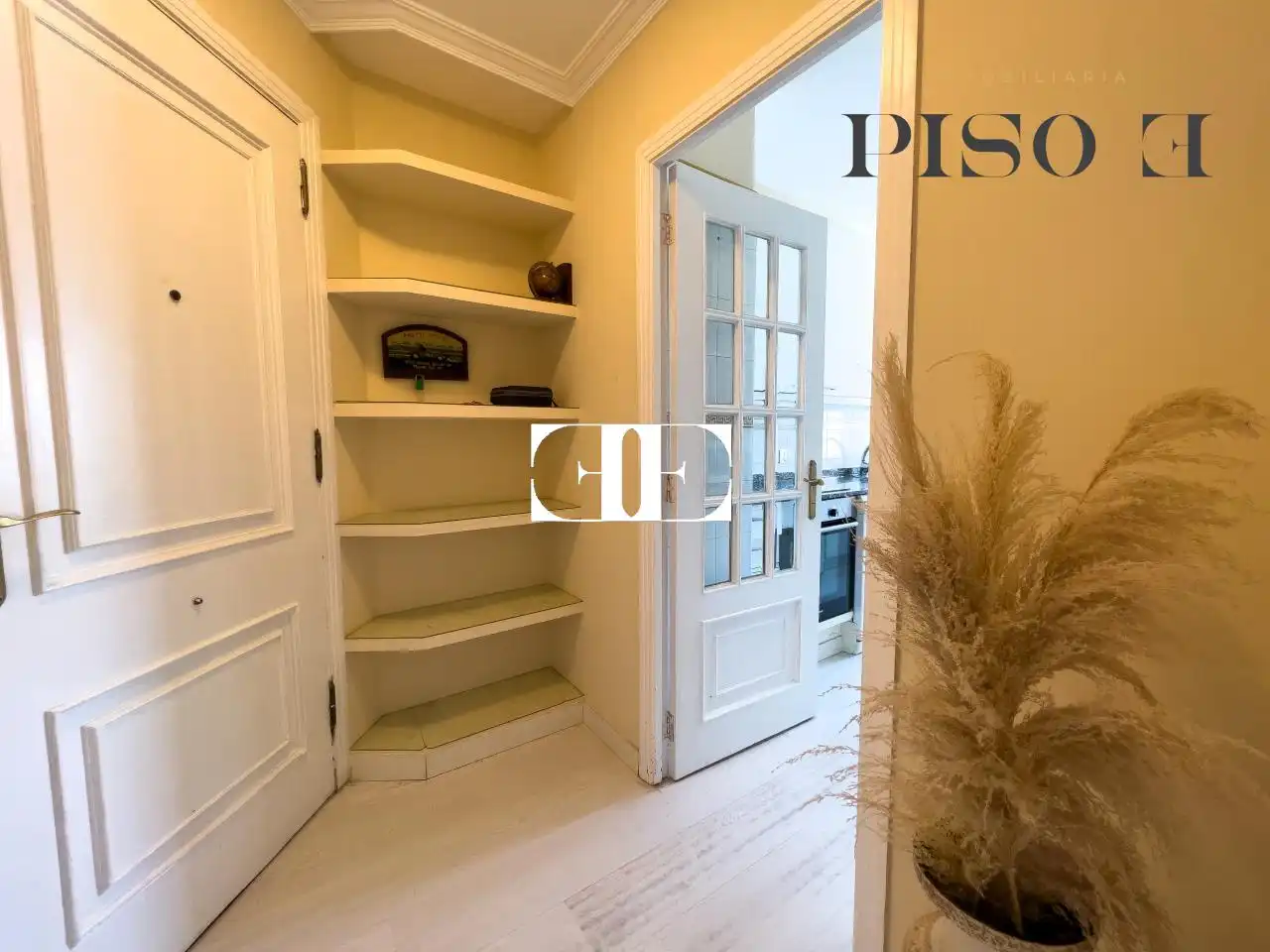 Apartamento en venta en Vigo  con Calefacción y Trastero
