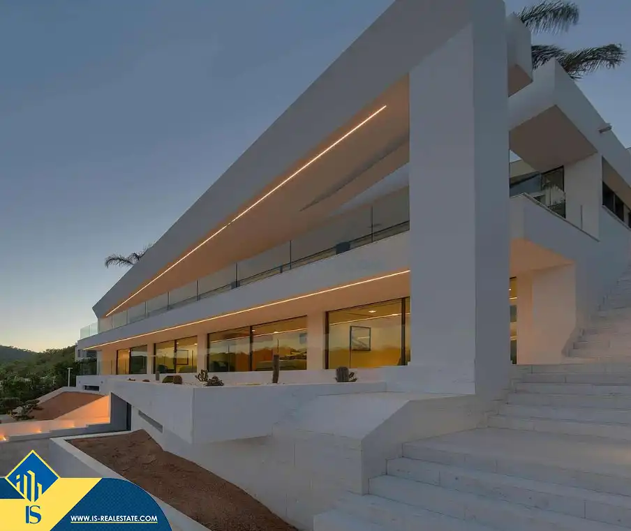 Chalet con piscina en venta en S'Eixample - Can Misses, imagen 3