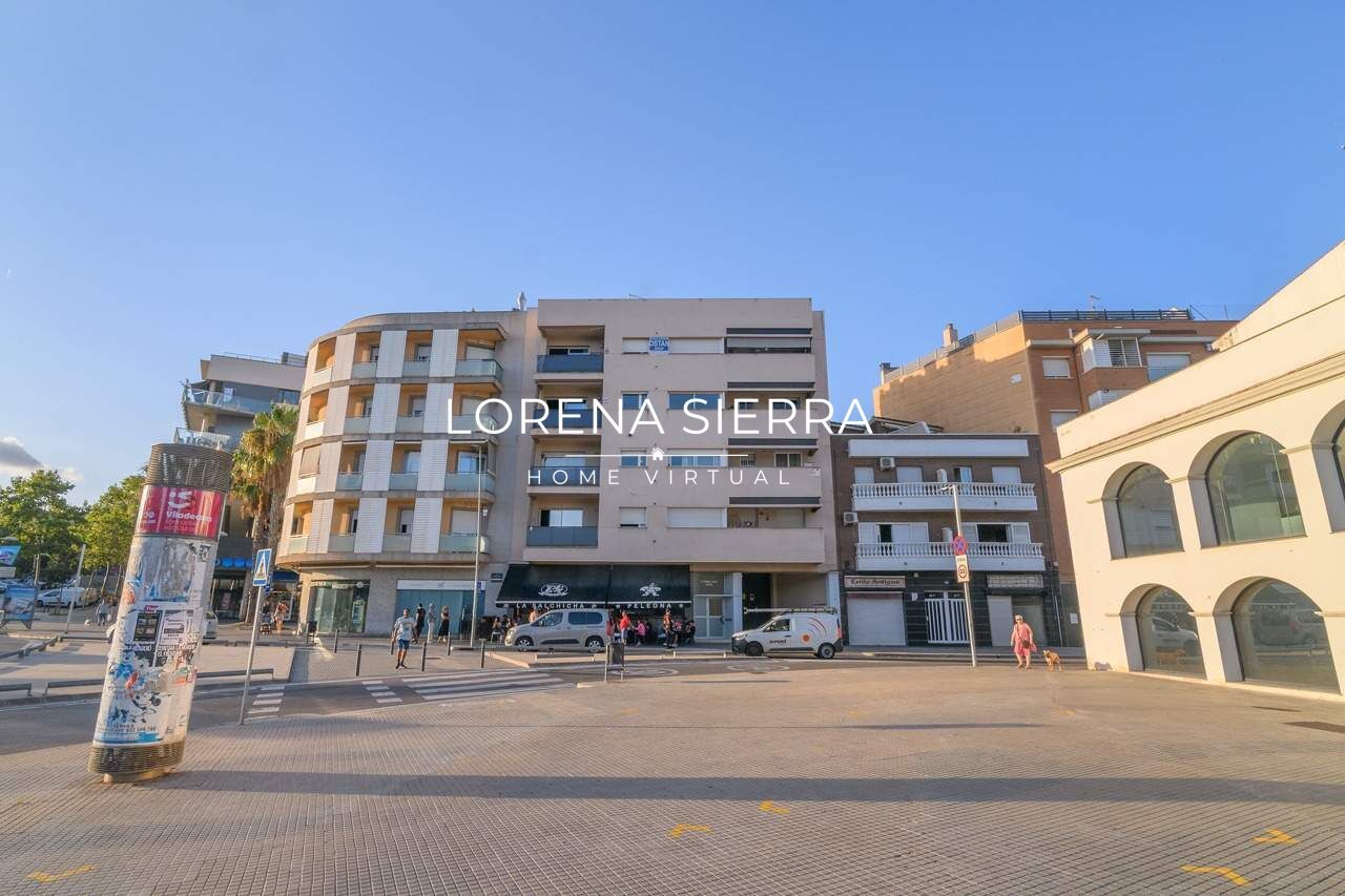 Exterior view of Attic for sale in Viladecans  with Air Conditioner, Heating and Parquet flooring