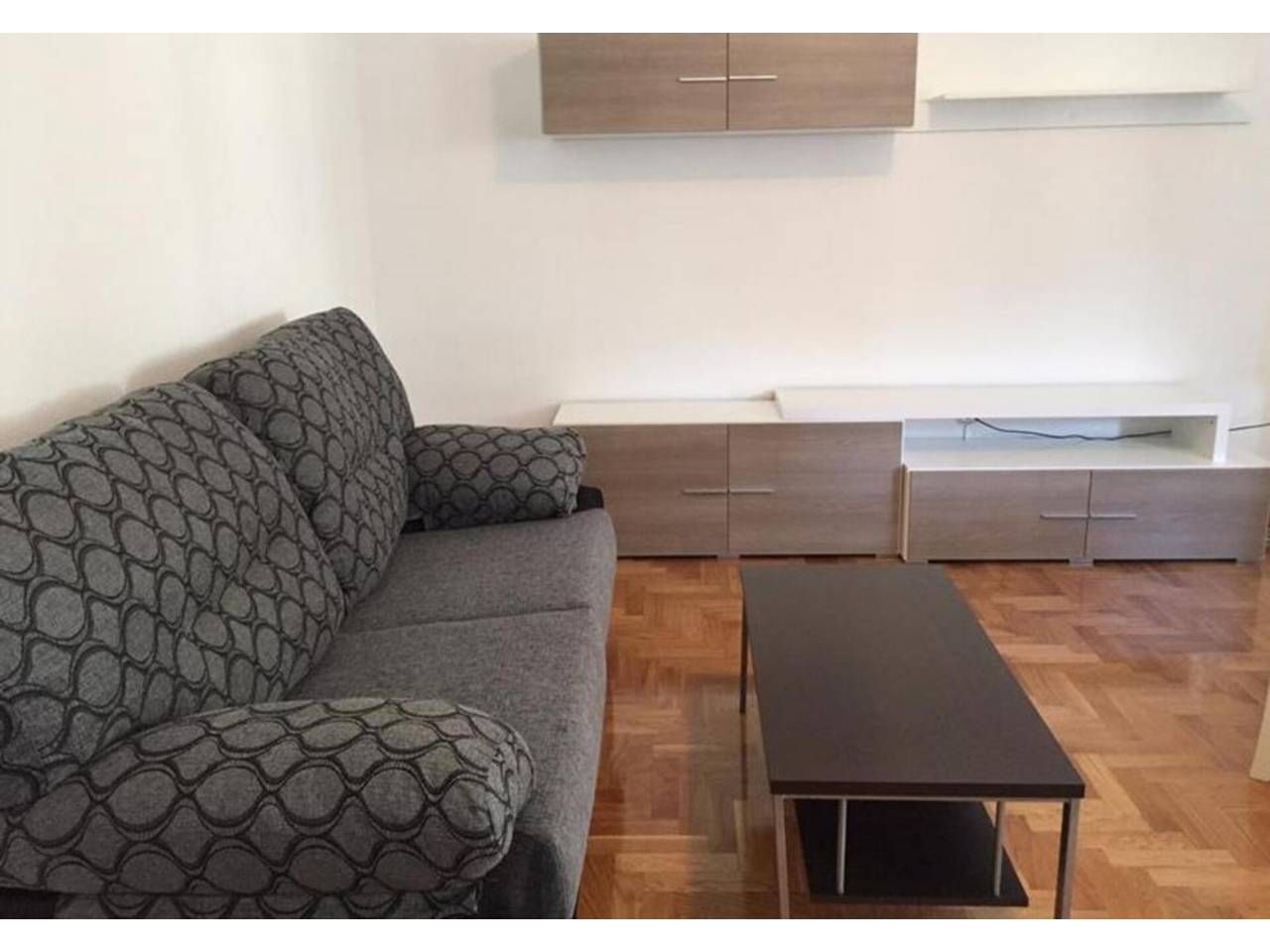 Sala d'estar de Pis de lloguer en Salamanca Capital amb Calefacció, Parquet i Moblat