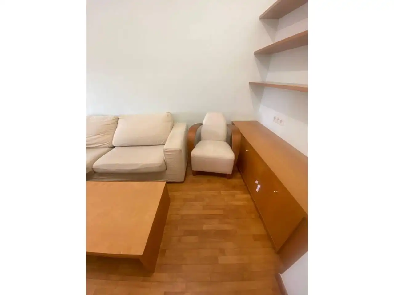 Sala d'estar de Pis en venda en Palau-solità i Plegamans amb Aire condicionat, Calefacció i Parquet