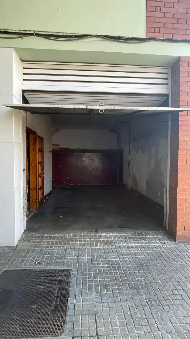 Casa adosada en venda a Maçana