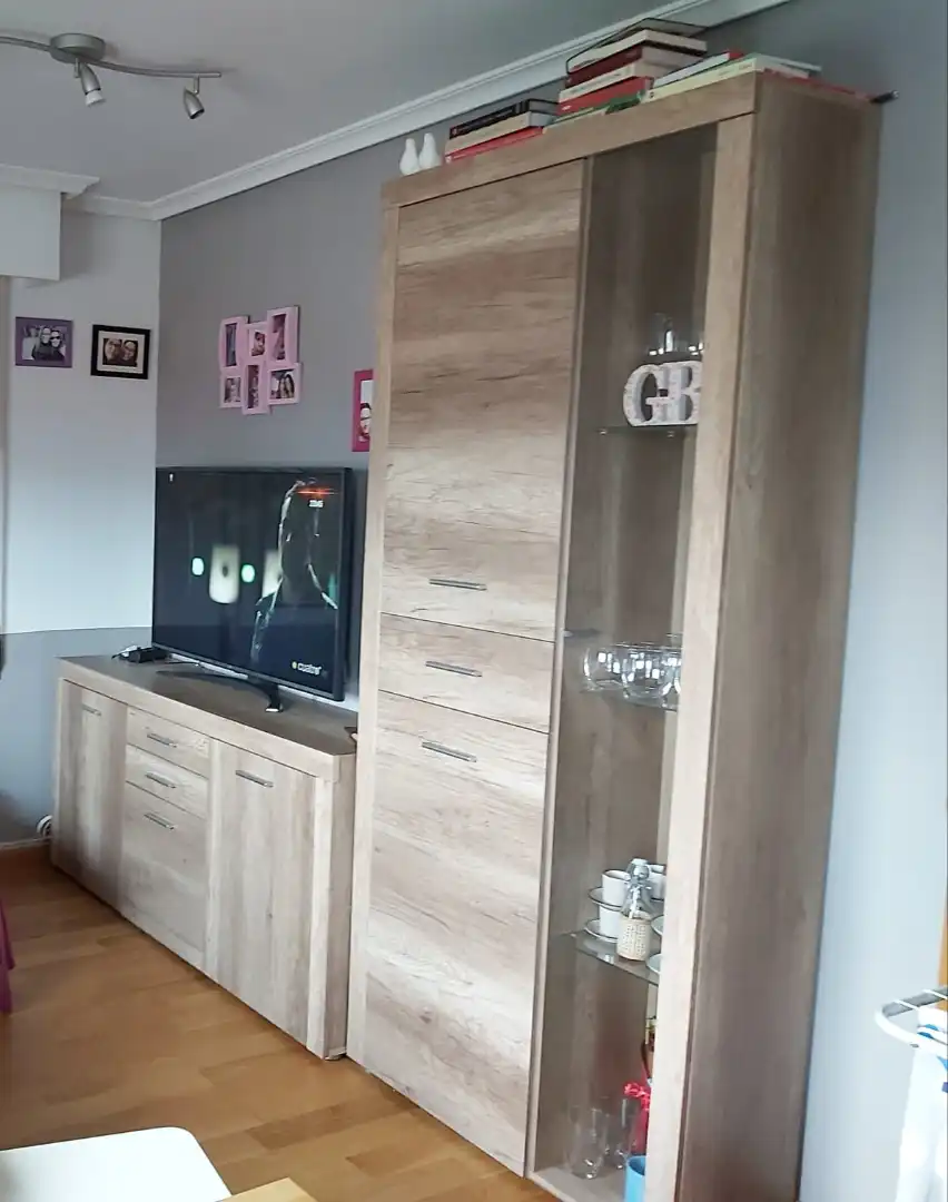 Sala d'estar de Estudi en venda en Ourense Capital  amb Calefacció, Parquet i Traster