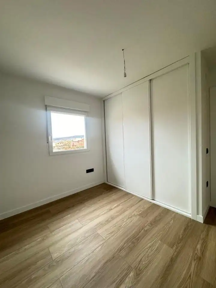 Schlafzimmer von Haus oder Chalet zum Verkauf in Palazuelos de Eresma mit Privatgarten, Terrasse und Abstellraum