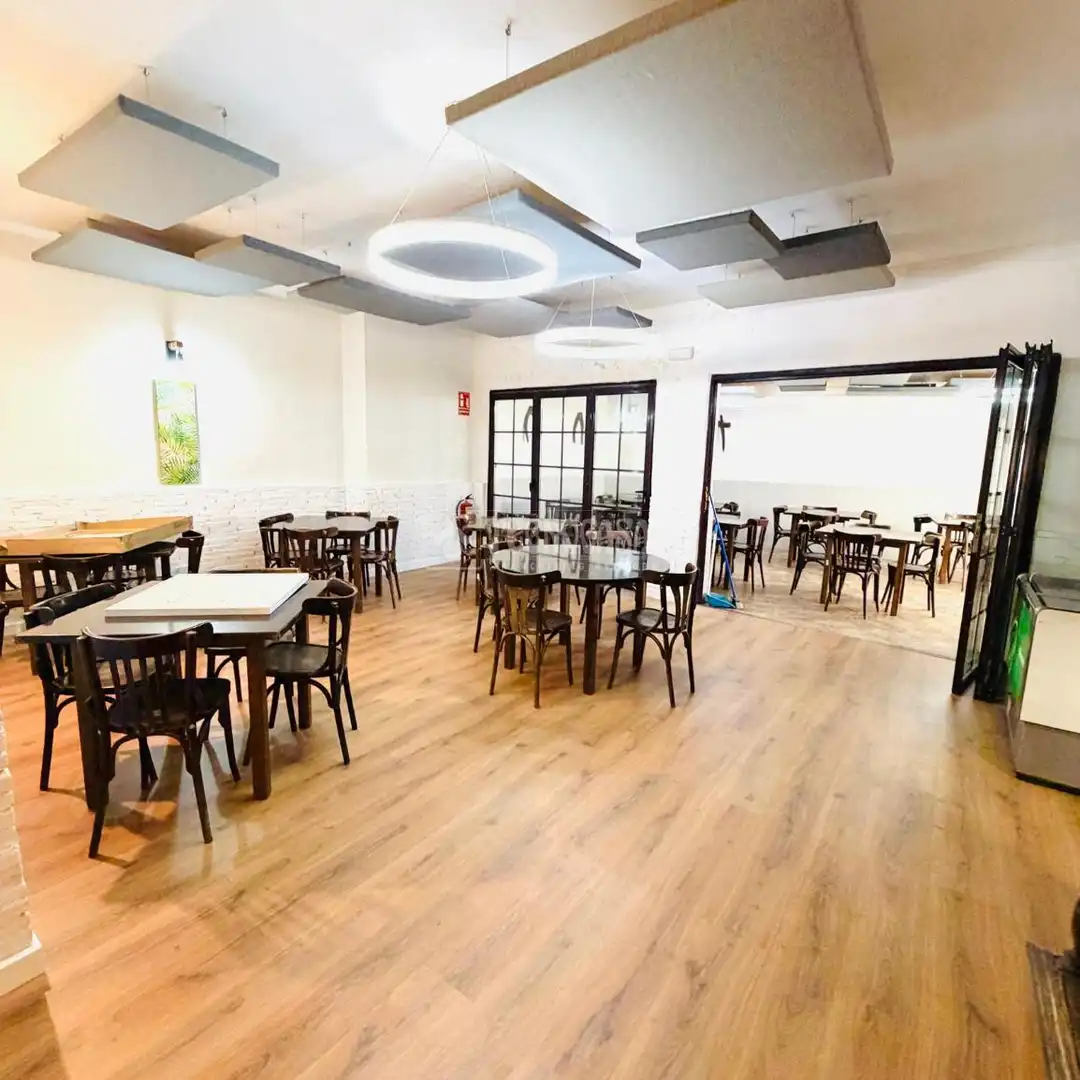 Commercial properties for sale in Villaconejos  with Air Conditioner