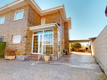 Maison jumelée à vendre à El Casar