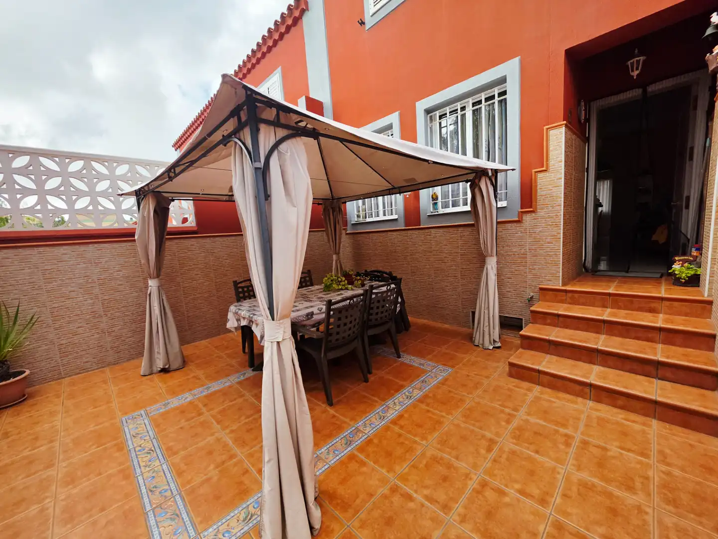 Terrassa de Casa adosada en venda en Las Palmas de Gran Canaria amb Terrassa i Traster