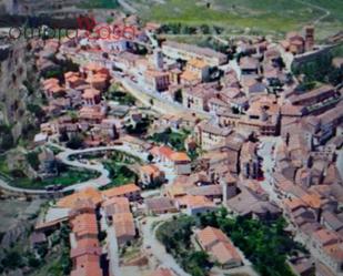 Vista exterior de Local de lloguer en Sepúlveda amb Aire condicionat