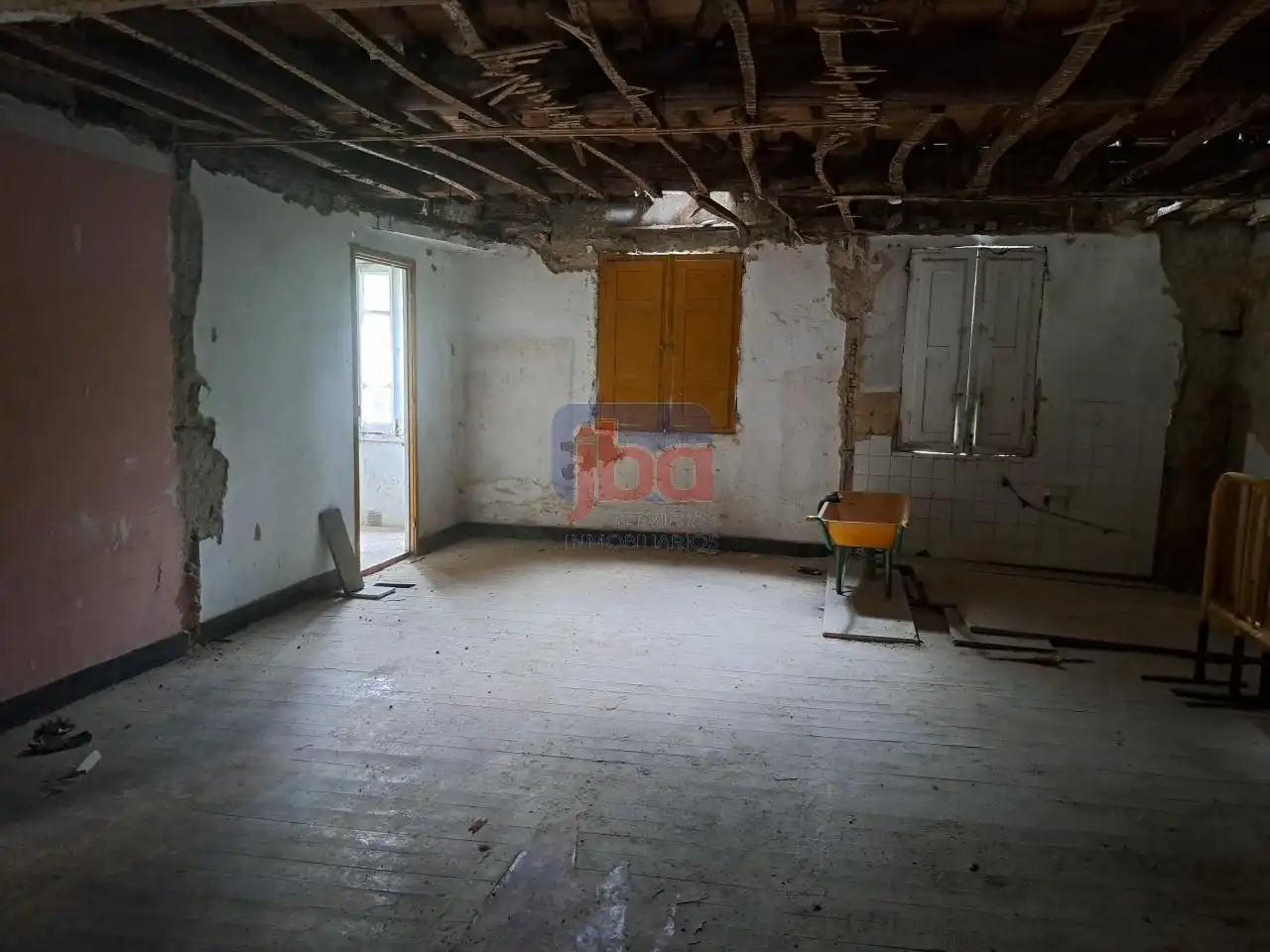 Casa o chalet en venta en Ourense Capital  con Calefacción y Jardín privado