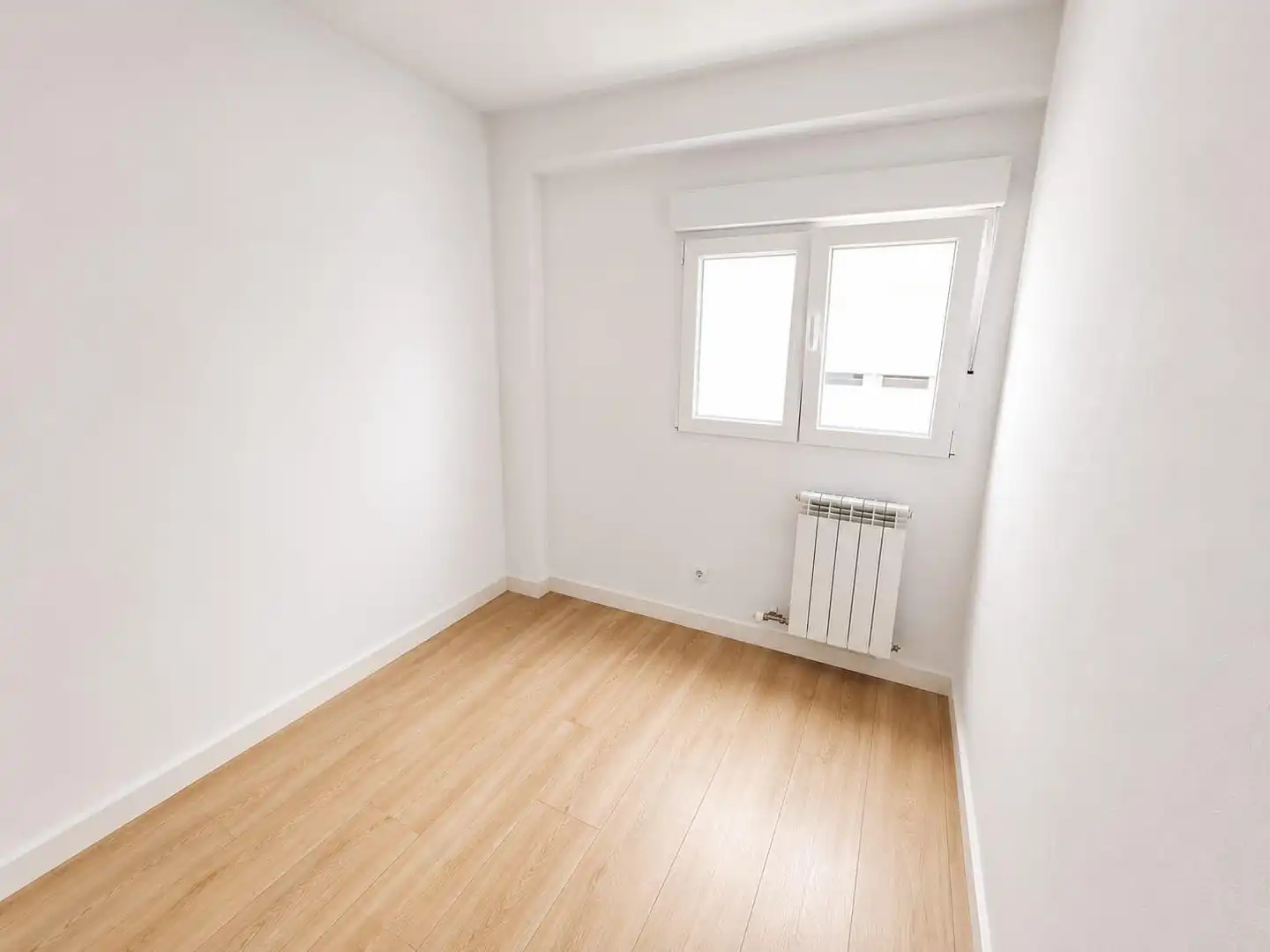 Wohnung zur Miete in VIRIATO, La Bozada – Parque Delicias