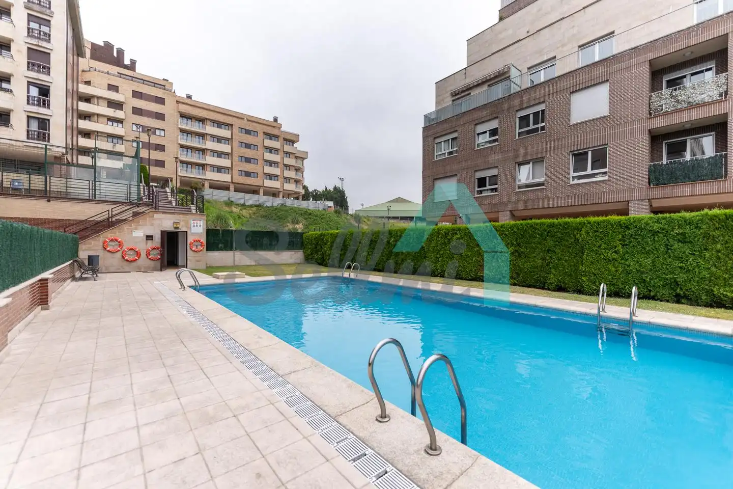 Swimming pool of Flat for rent in Oviedo   with Heating, Parquet flooring and Terrace
