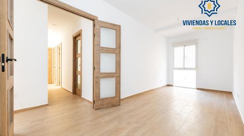 Foto 3 de Piso en venta en San Cayetano, Churriana de la Vega