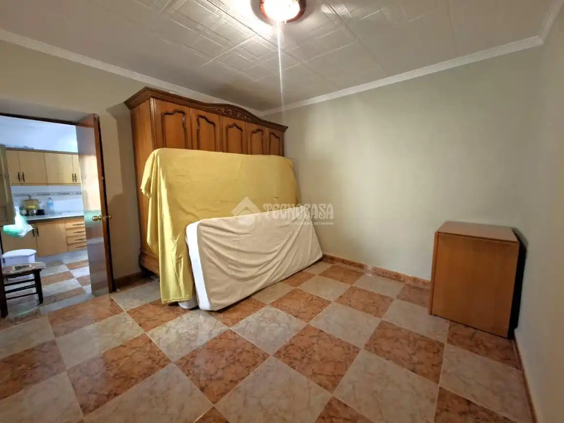 Bedroom of Detached homes for sale in Darro