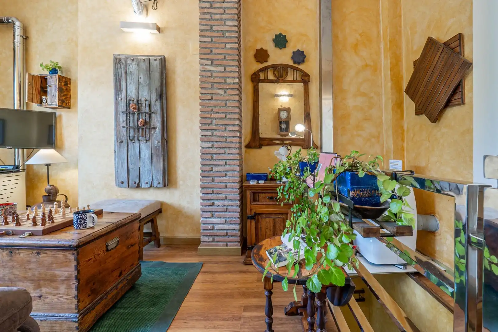 Houses for sale in  Granada Capital  with Terrace and Balcony