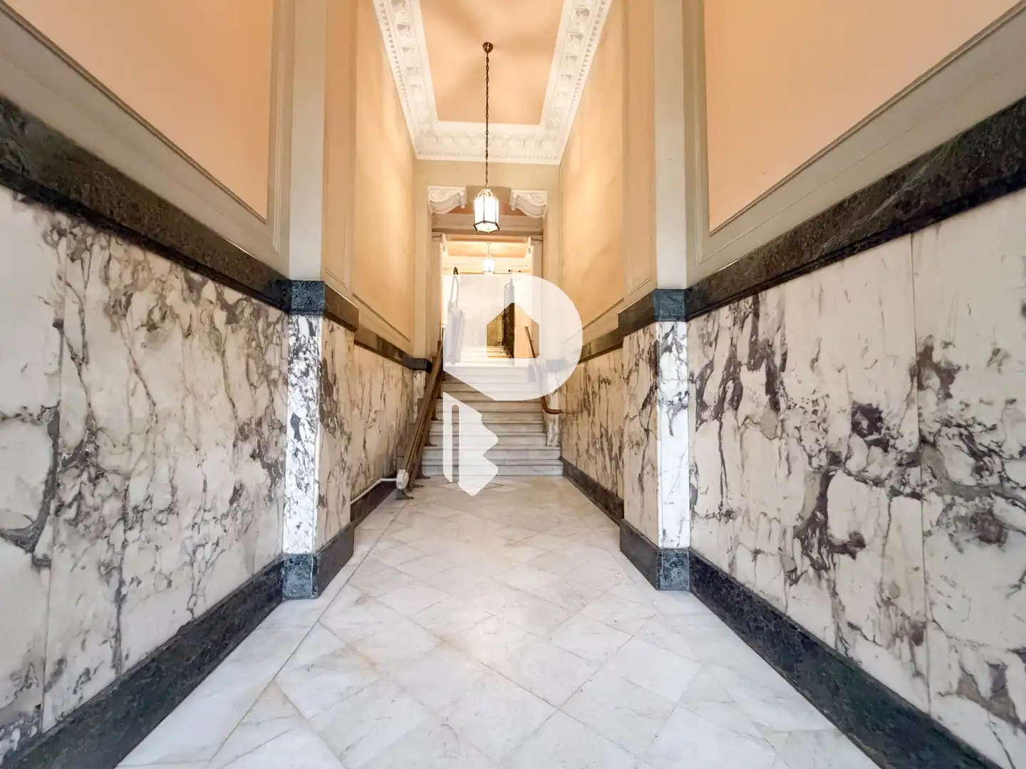 Flat for sale in Barcelona  with Air Conditioner, Heating and Parquet flooring