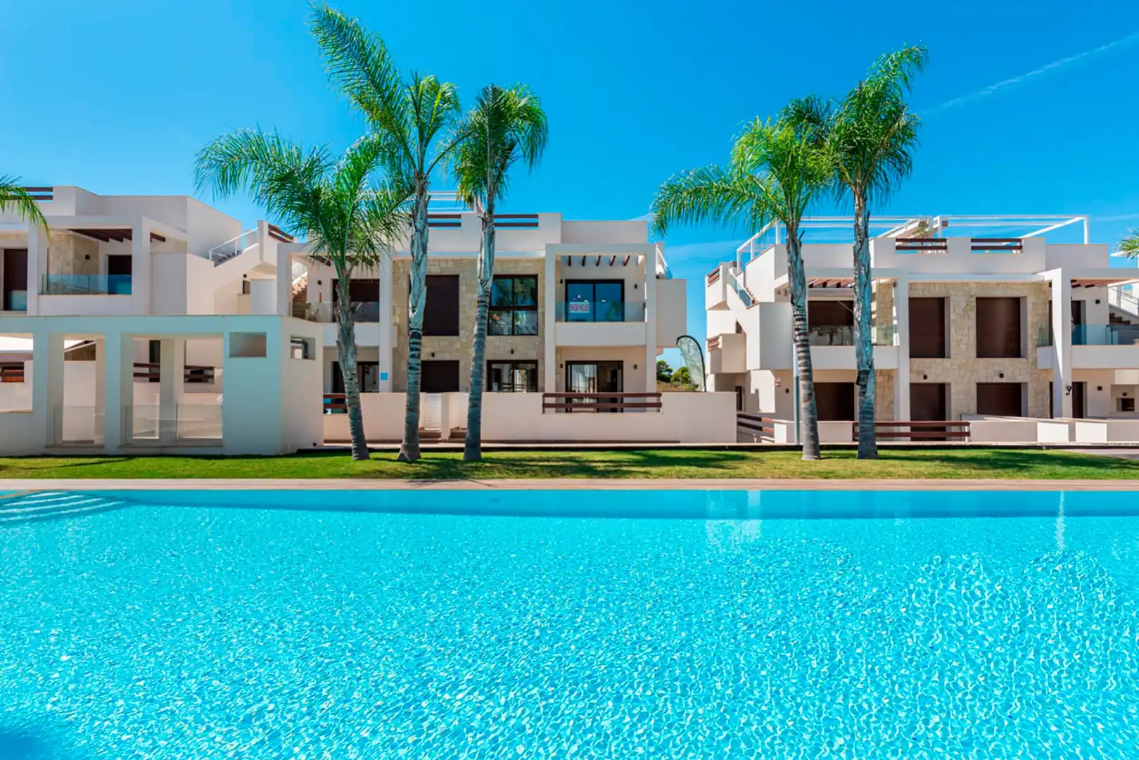 Bungalow con piscina en venta en Los Balcones - Los Altos, imagen 7