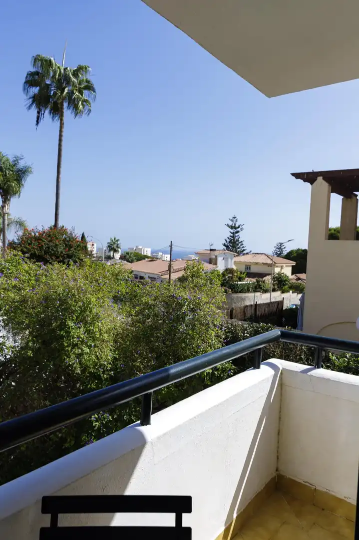 Flat with lift for sale in Calle Calle de Bellasombra, 10