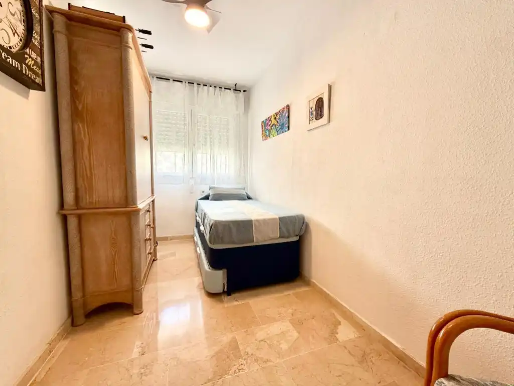 Wohnung zur Miete in Calle Osa Mayor, Mezquitilla
