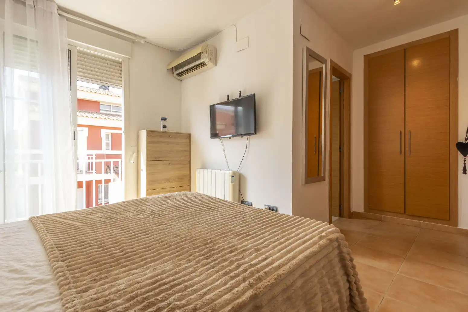 Bedroom of Houses for sale in Moncada  with Air Conditioner, Heating and Private garden