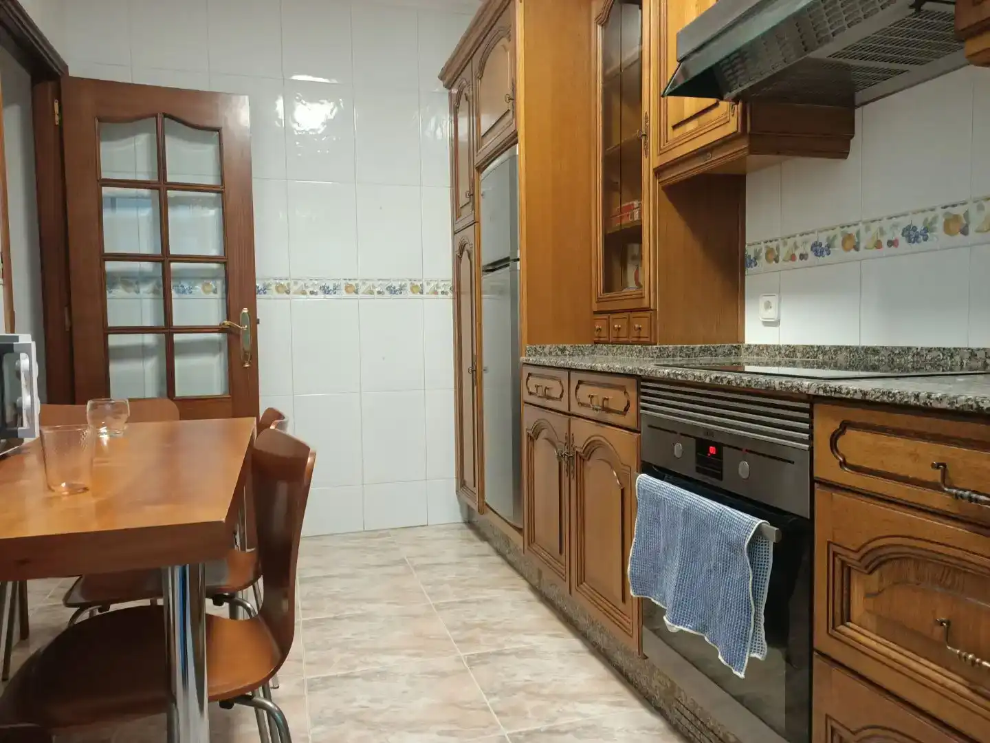 Cocina de Piso para compartir en Ferrol con Parquet y Amueblado