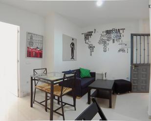 Sala d'estar de Apartament de lloguer en  Madrid Capital