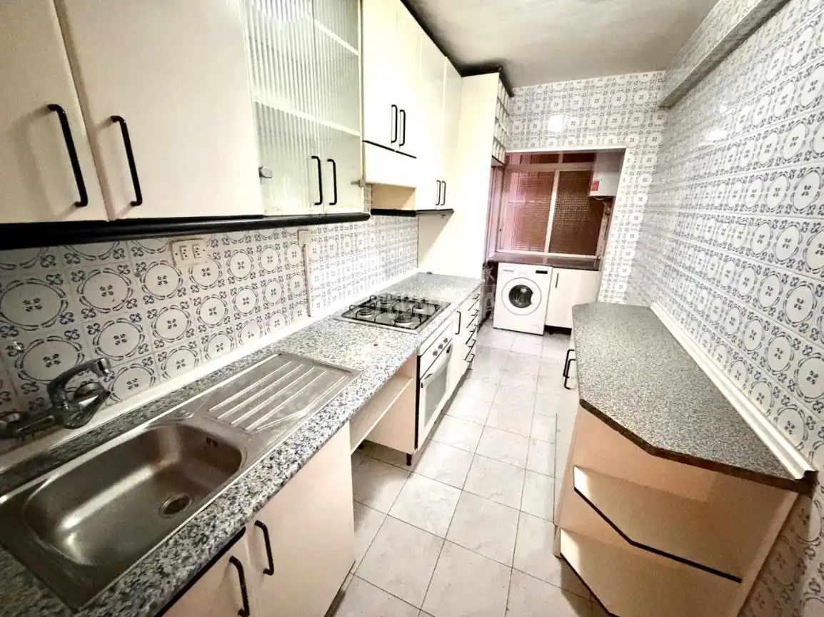 Cocina de Piso en venta en Fuenlabrada con Terraza y Internet
