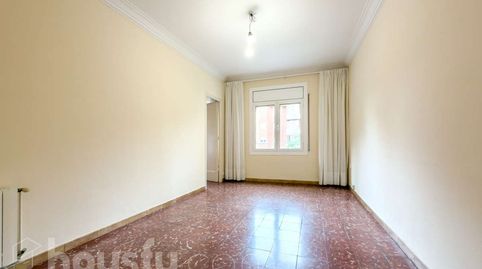 Foto 2 de Piso en venta en Carrer de Mandoni, ., La Font de la Guatlla, Barcelona Capital