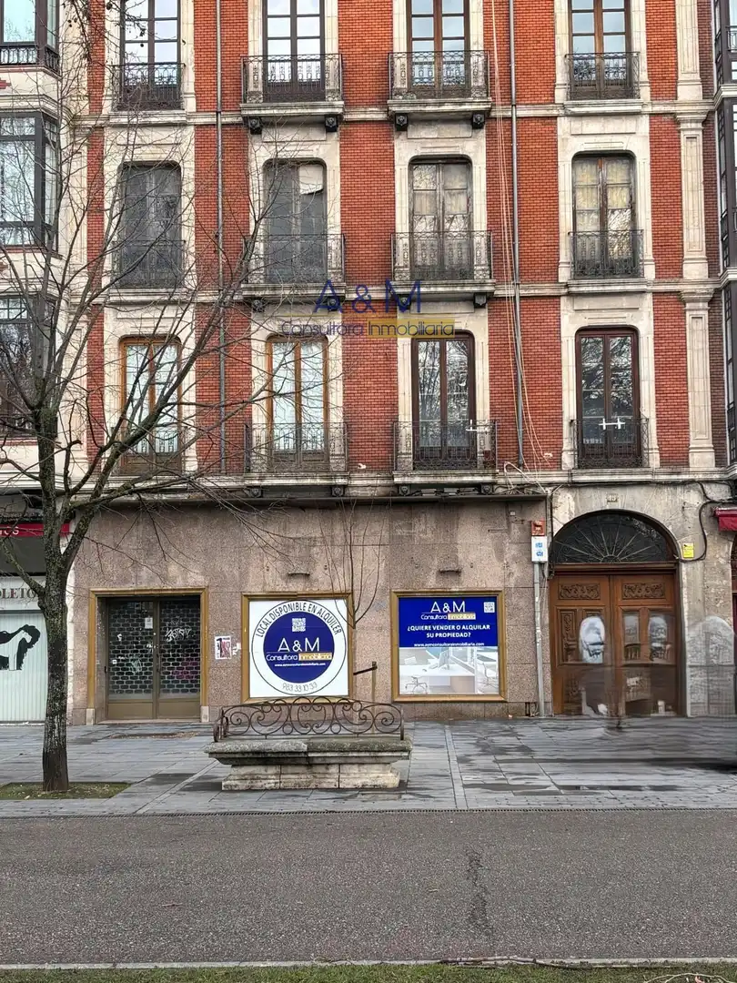 Vista exterior de Local de alquiler en Valladolid