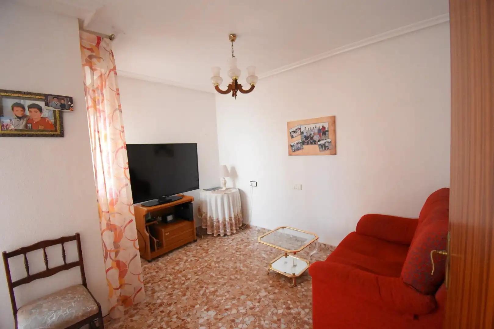 Sala d'estar de Edifici en venda en Elda