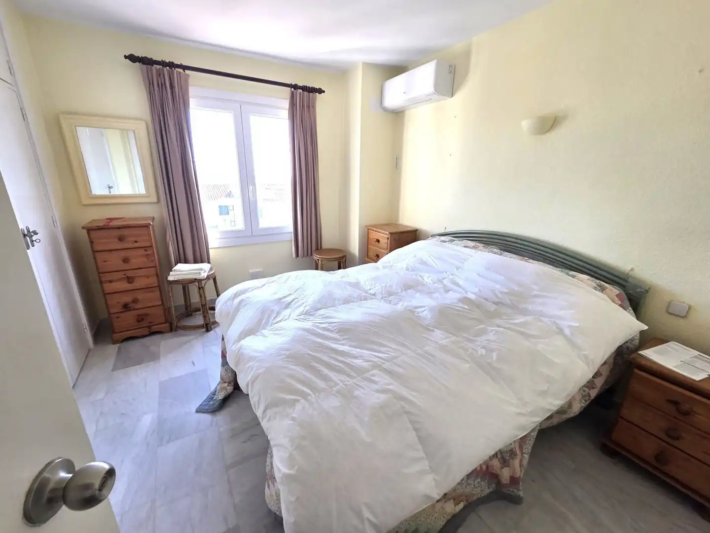 Apartament amb piscina en venda a Calahonda, imagen 10