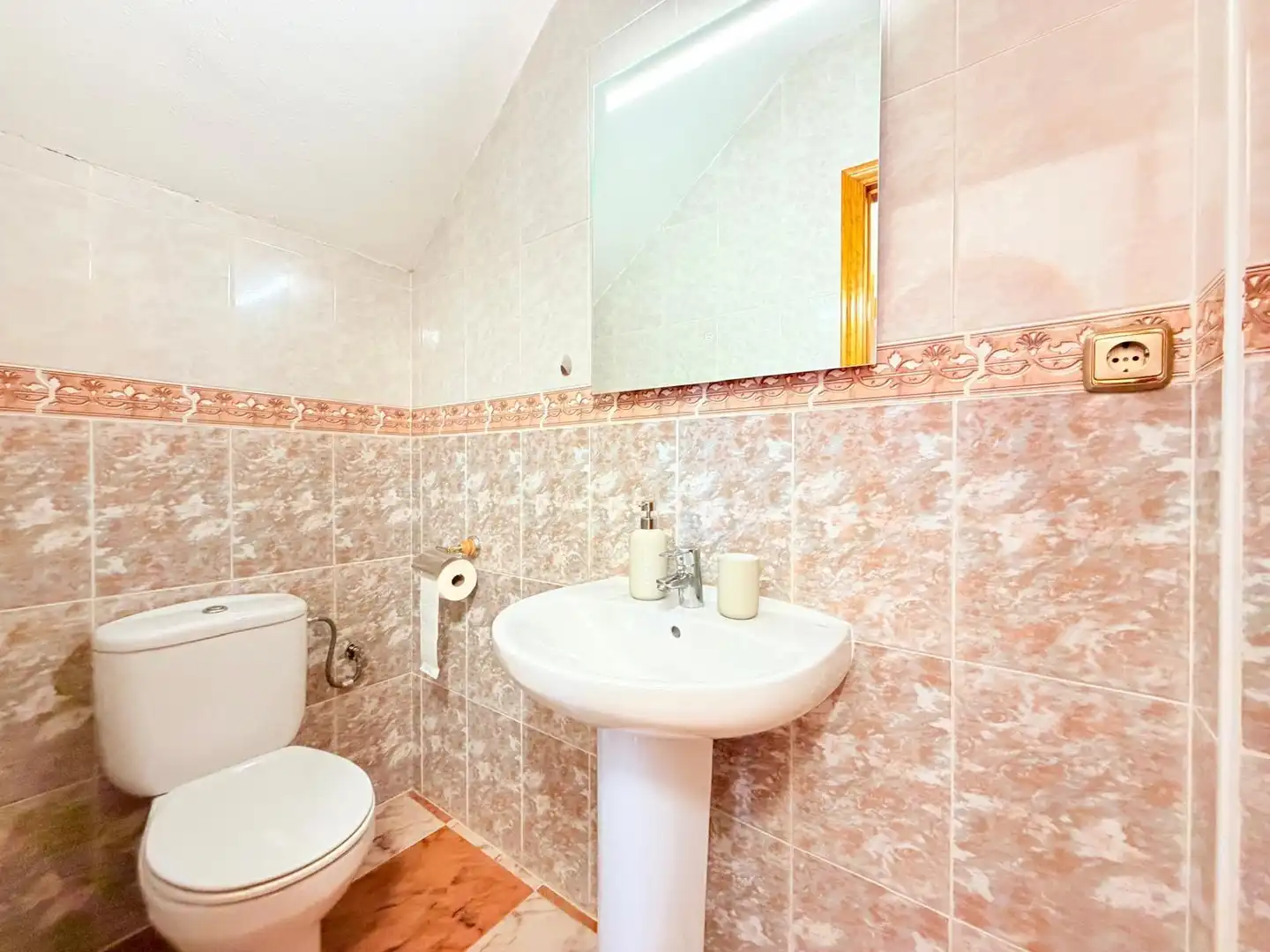 Bathroom of Detached homes for sale in Orihuela  with Air Conditioner, Heating and Private garden