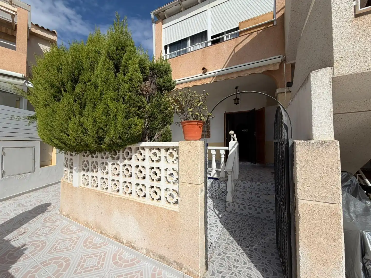 Bungalow con piscina in vendita a Playa de los Locos