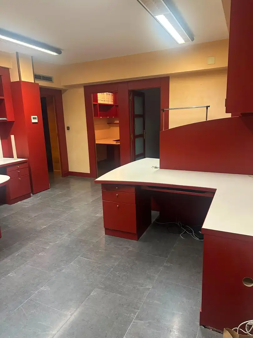 Oficina en venta en Puerto Chico