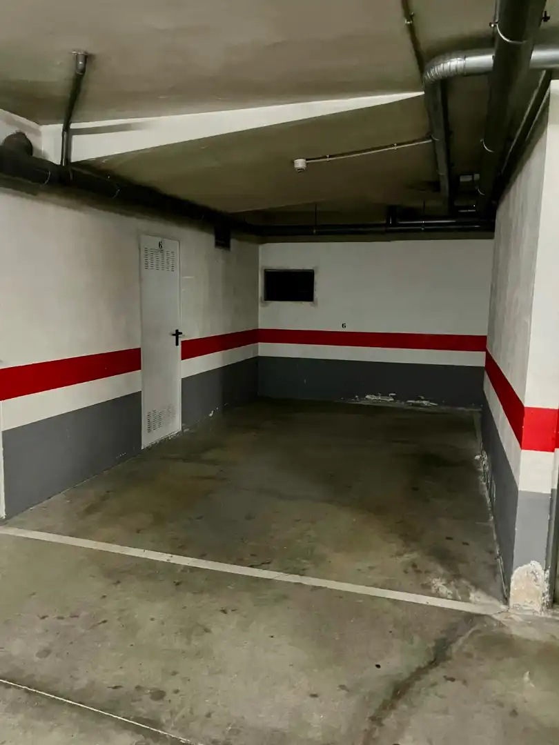 Parkplatz von Wohnung zum Verkauf in Badajoz mit Klimaanlage, Heizung und Abstellraum