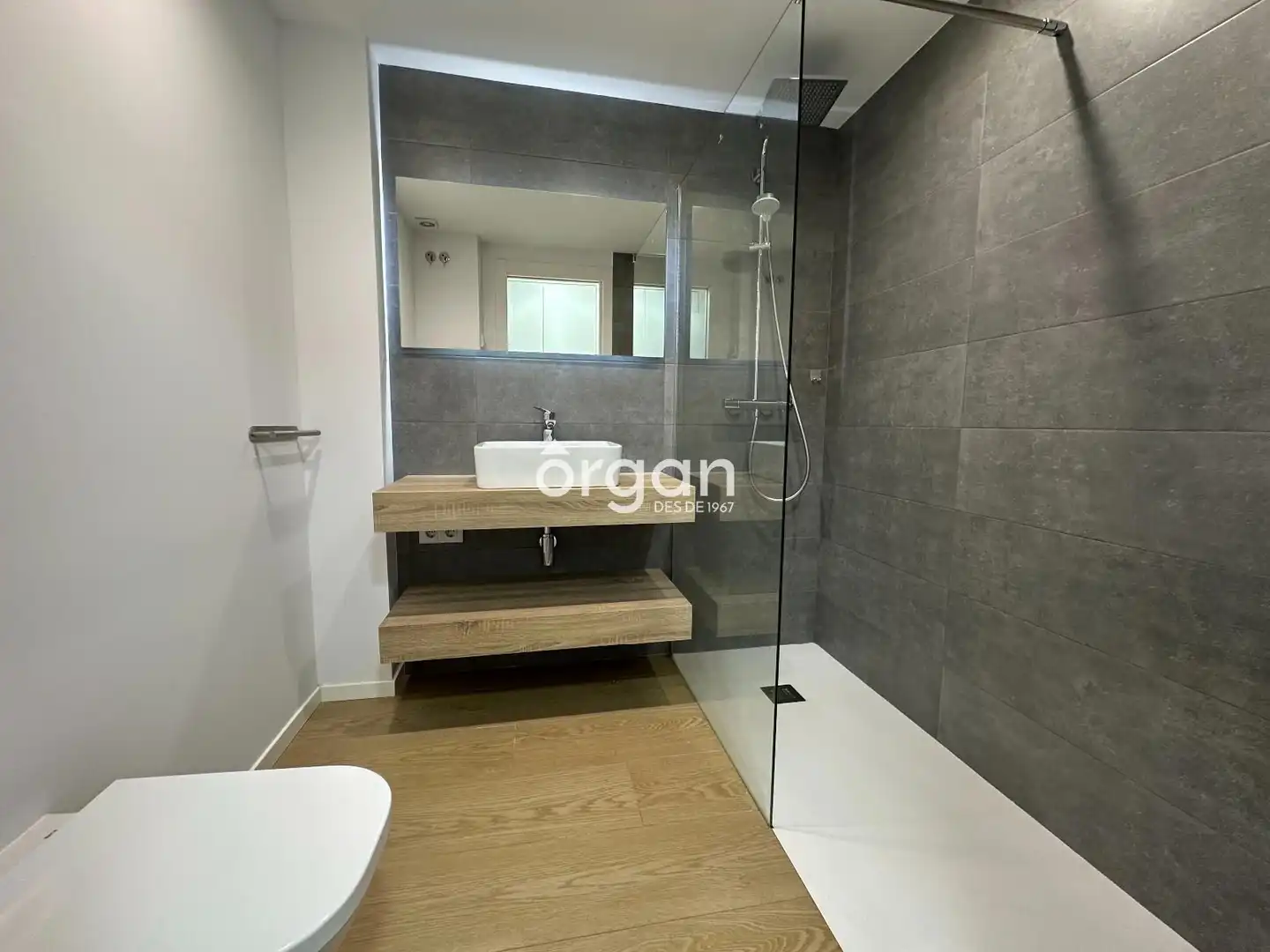 Bathroom of Flat for sale in Sant Cugat del Vallès  with Air Conditioner, Heating and Terrace