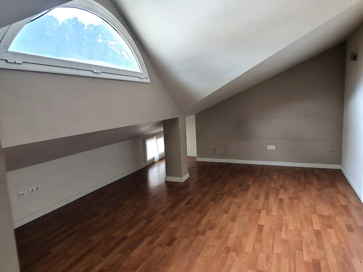Habitación de Casa o chalet en venta en Canyelles con Aire acondicionado, Calefacción y Jardín privado