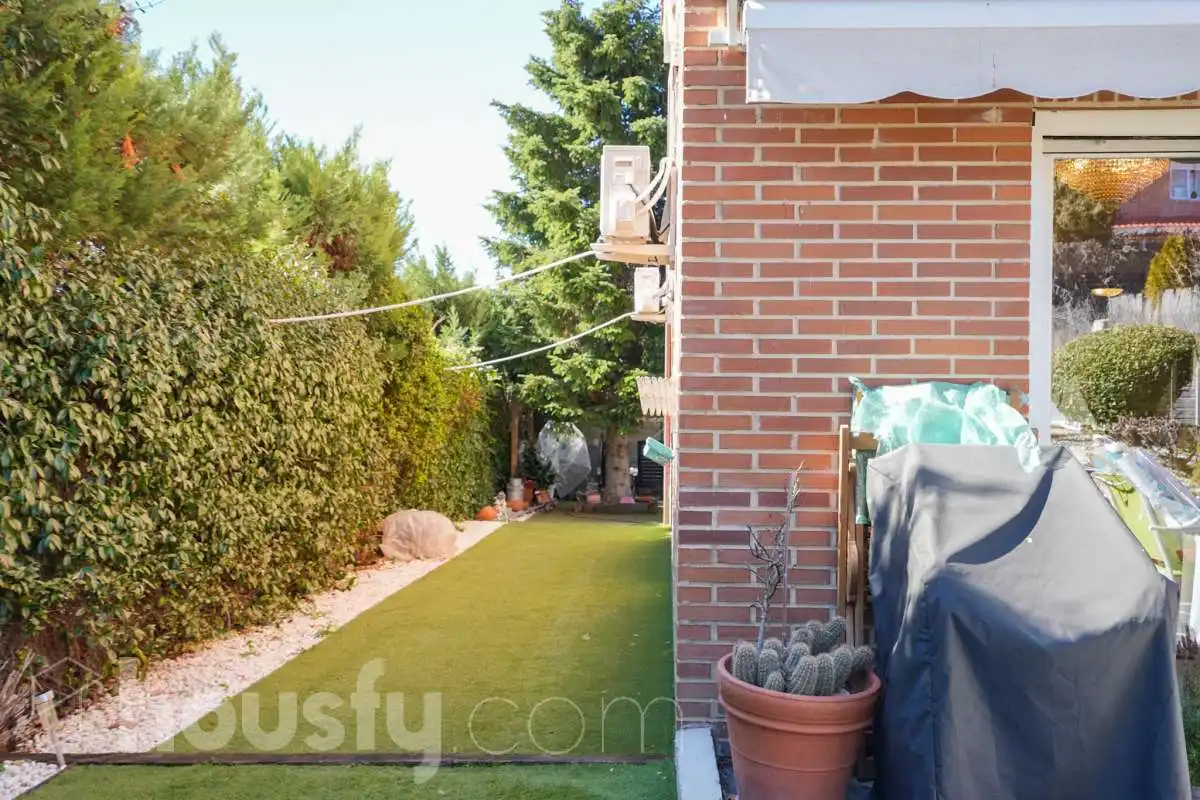 Jardín de Casa o chalet en venta en Rivas-Vaciamadrid con Aire acondicionado, Calefacción y Jardín privado