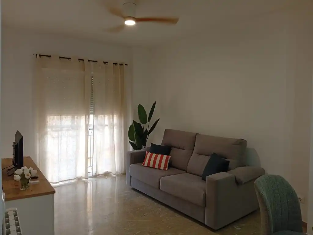 Apartament de lloguer a Calle Torres Naharro, La Estación