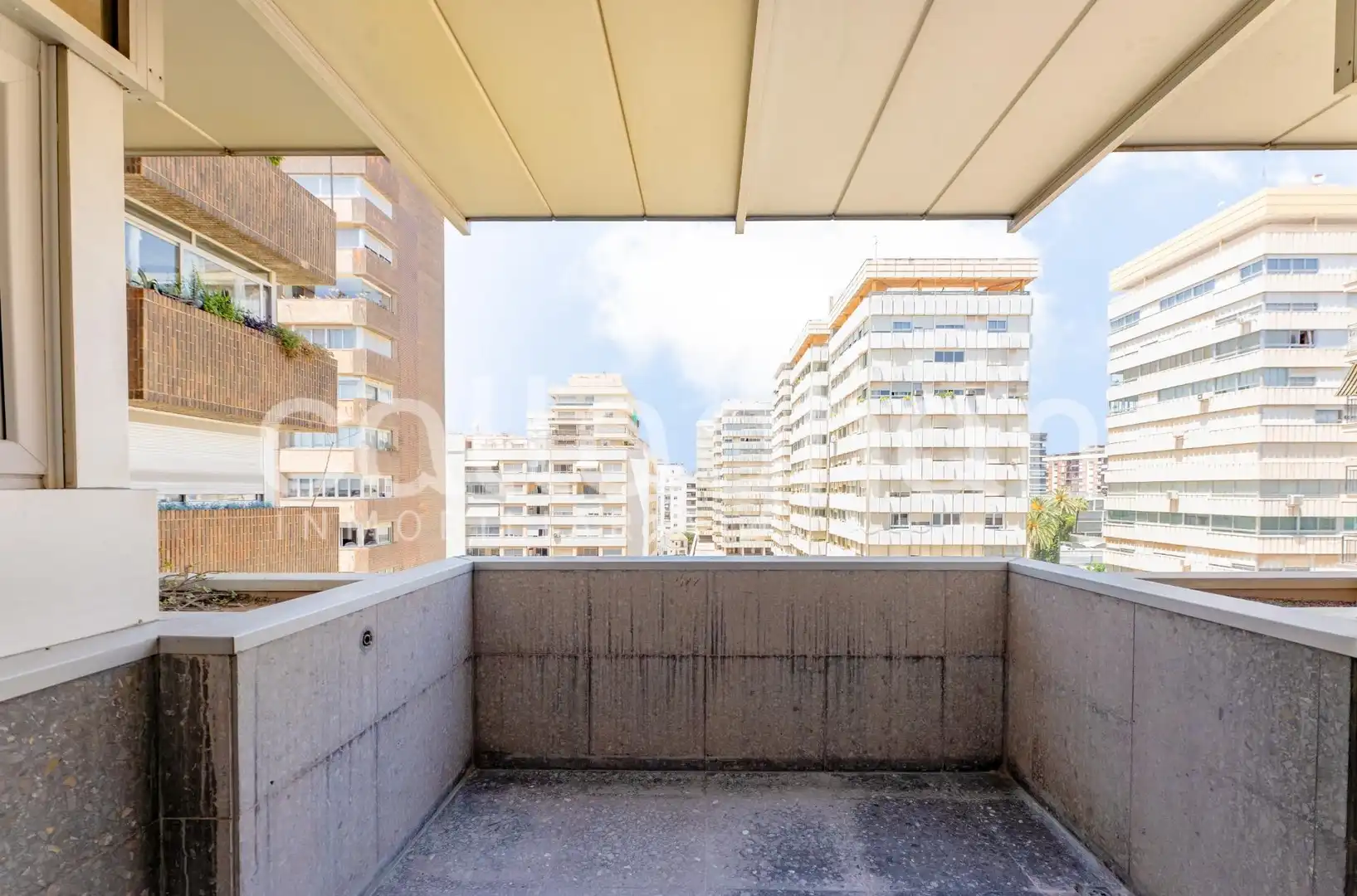Terrassa de Pis en venda en Valencia amb Aire condicionat, Calefacció i Jardí privat