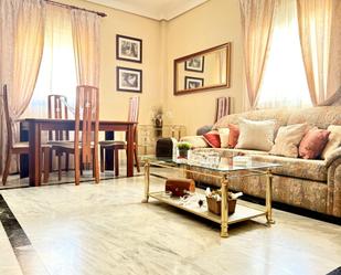 Living room of Single-family semi-detached for sale in  Córdoba Capital  with Air Conditioner, Heating and Parquet flooring