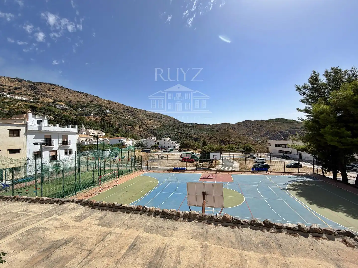 Vista exterior de Casa o chalet en venta en Carataunas con Terraza y Balcón