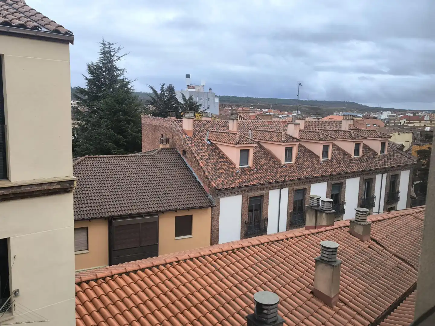 Exterior view of Attic for sale in León Capital   with Storage room