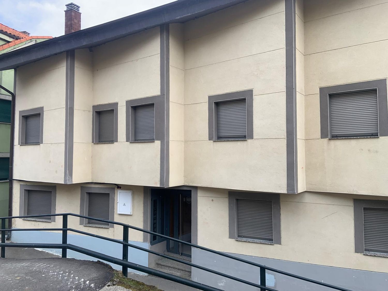 Exterior view of Flat for sale in Aller  with Swimming Pool