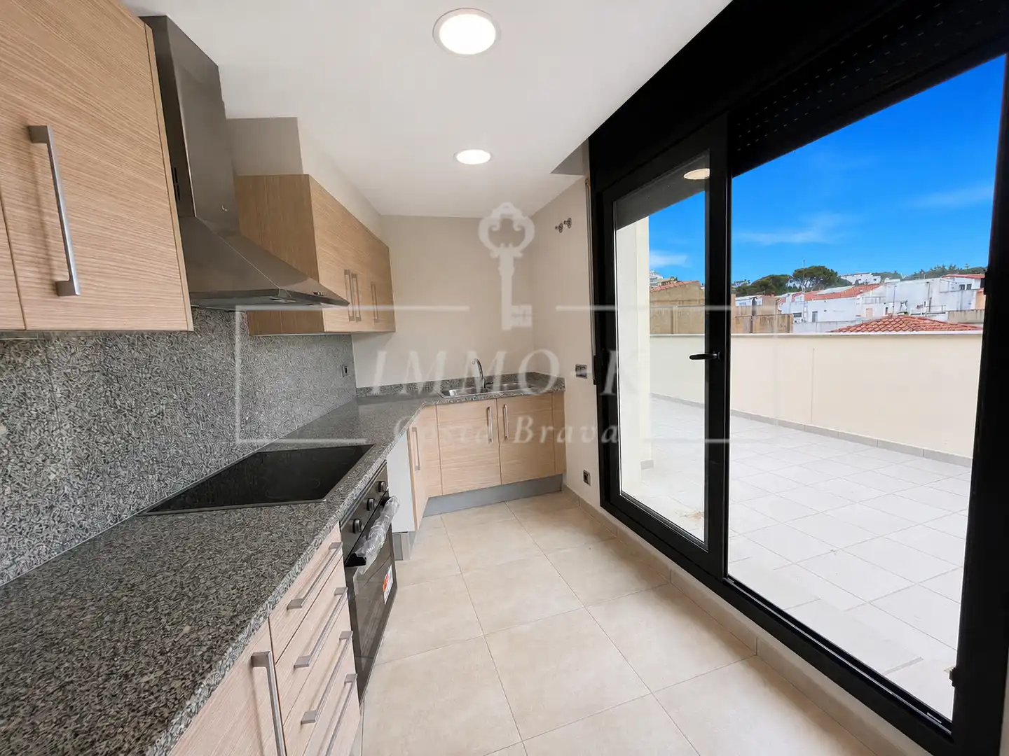Kitchen of Flat for sale in Llançà  with Air Conditioner, Heating and Terrace