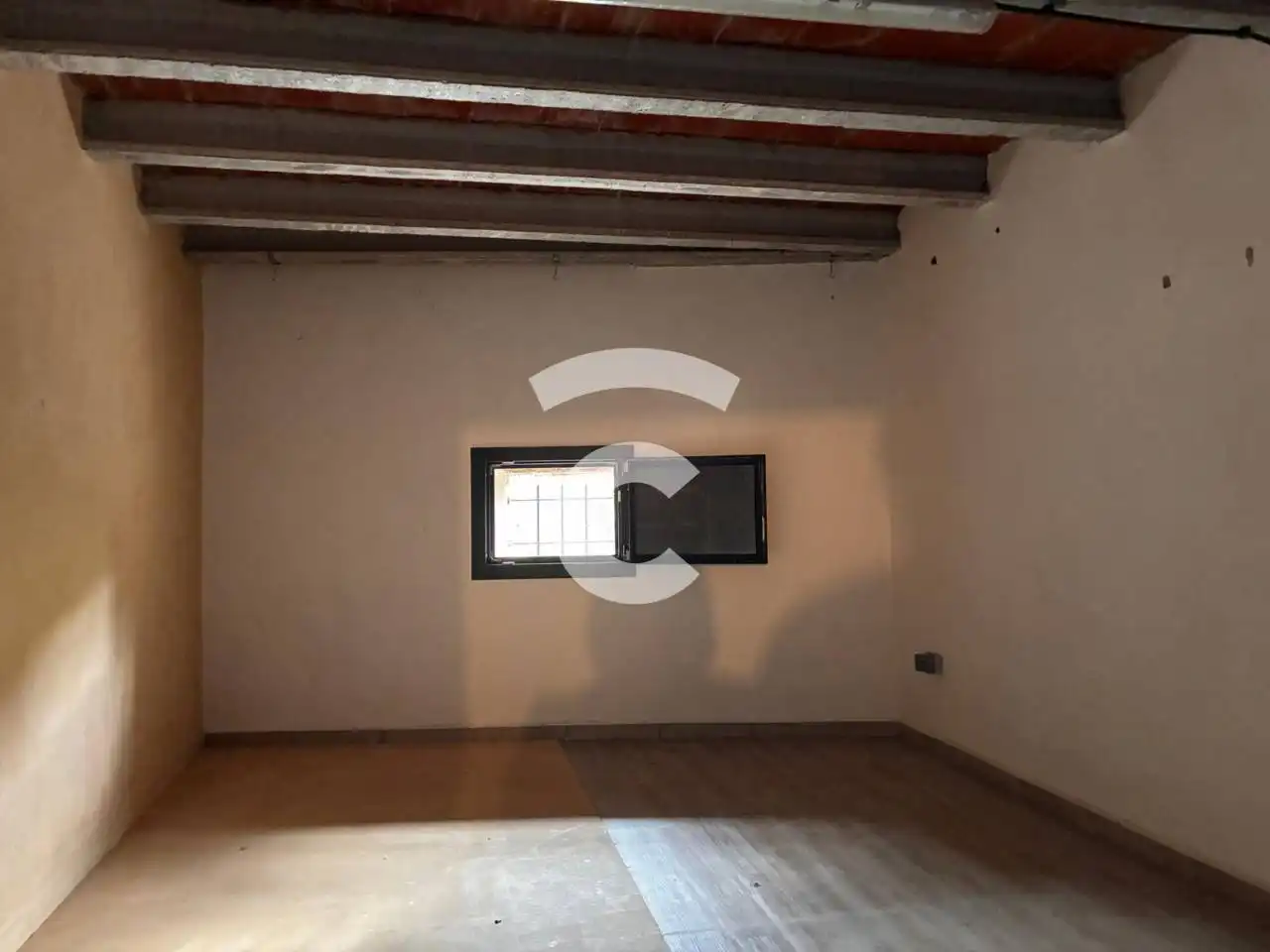 Country house zur Miete in Calldetenes mit Heizung, Privatgarten und Alarm