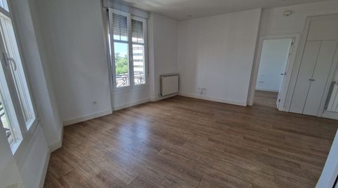 Foto 3 de Apartamento de alquiler en Ordoño II, 41, Centro Ciudad, León Capital
