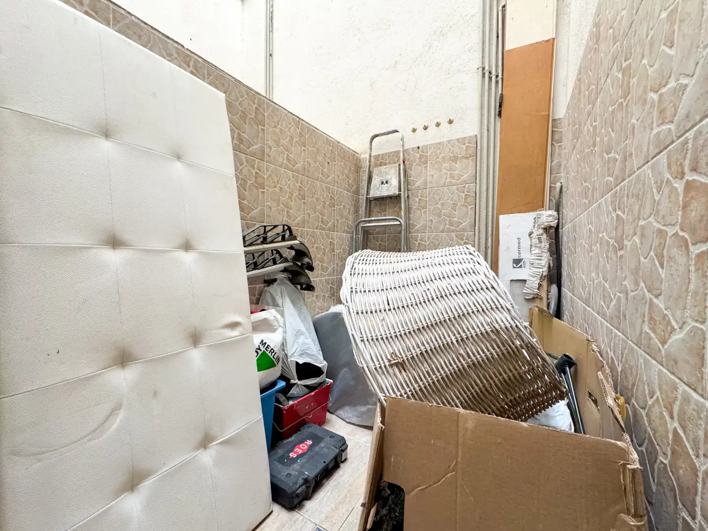 Flat for sale in Sentmenat  with Air Conditioner, Heating and Oven
