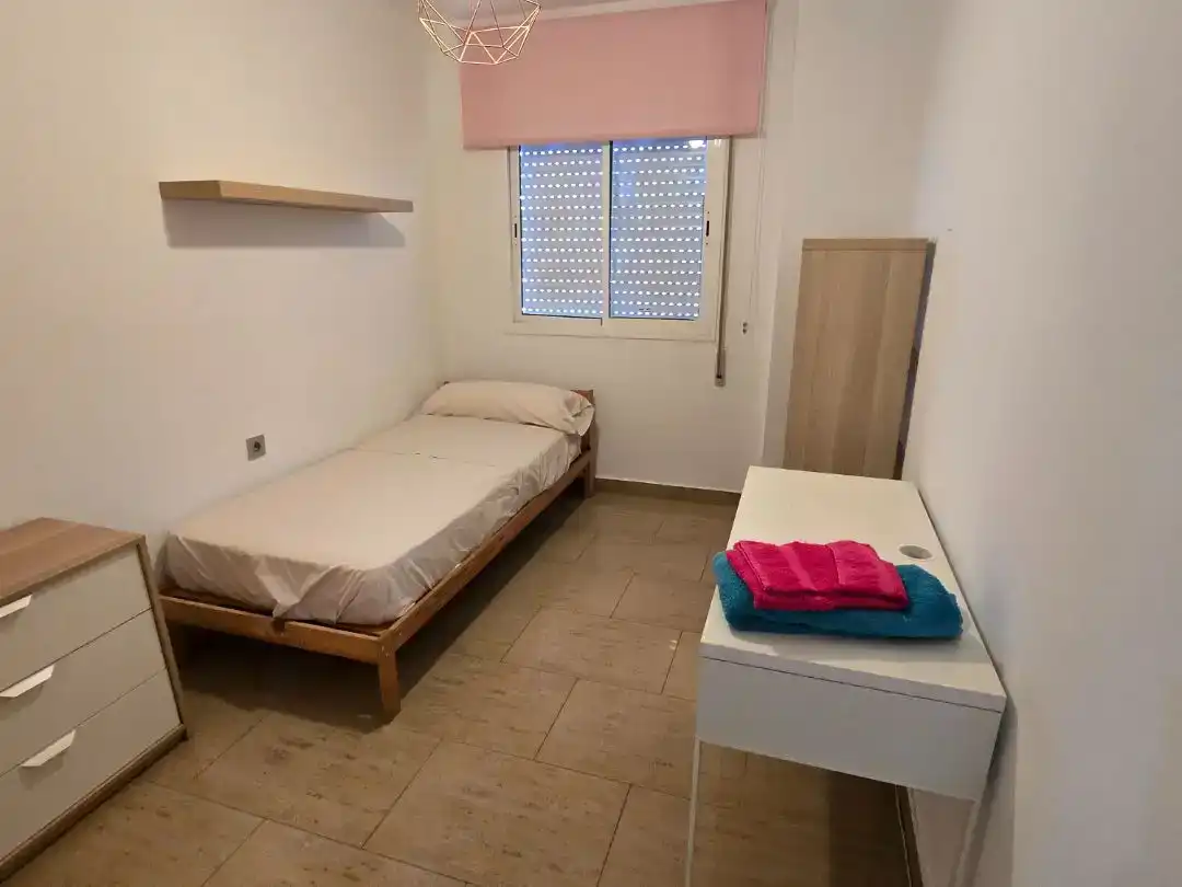 Schlafzimmer von Wohnung zur Miete in Tarifa