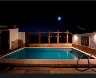 Schwimmbecken von Einfamilien-Reihenhaus miete in Ogíjares mit Klimaanlage, Terrasse und Schwimmbad