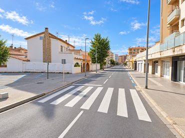 Locale commerciale in vendita a Riells